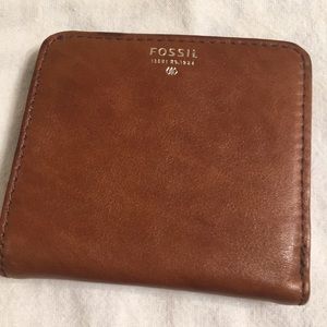 Fossil mini bifold wallet